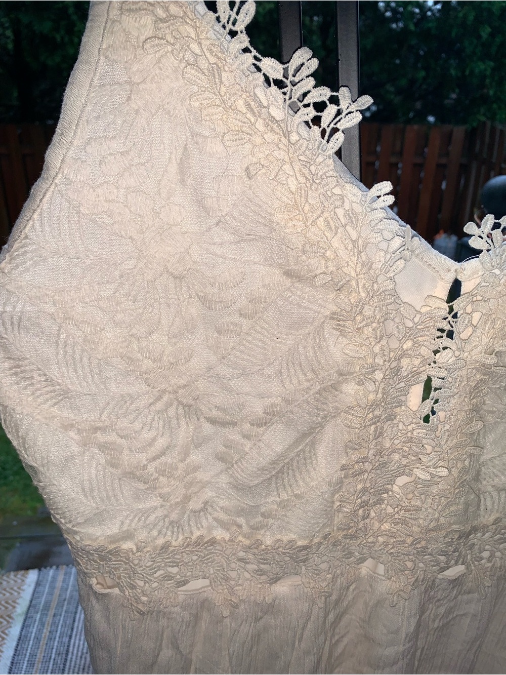 Nikibiki White Lace-Panel Chemise - Picture 2 of 9
